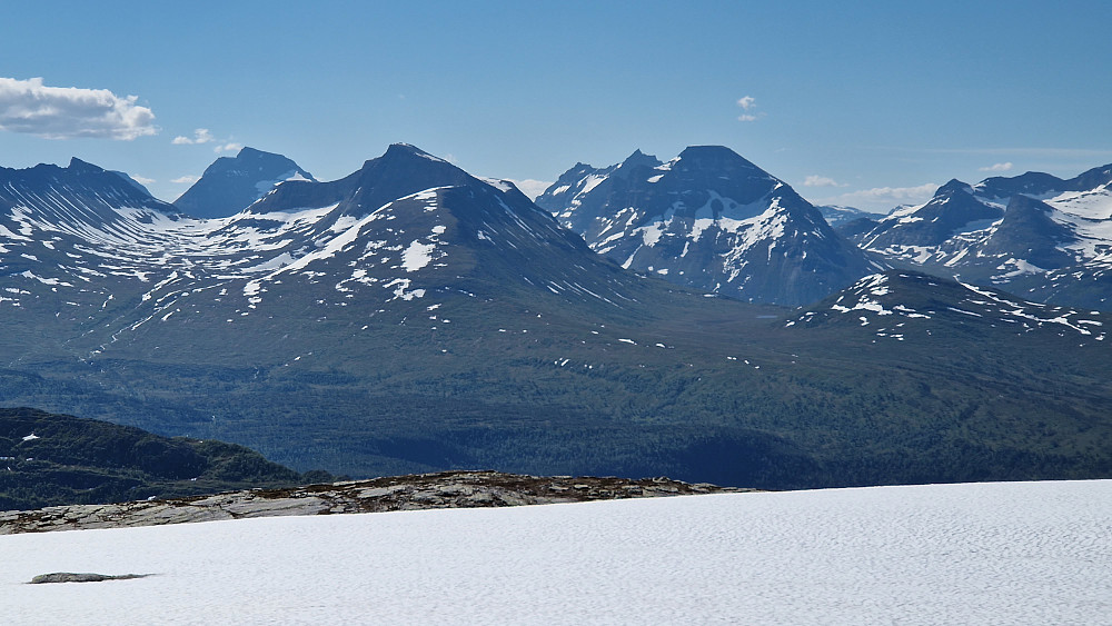 Bjøråskaret og Snekkerdalen.