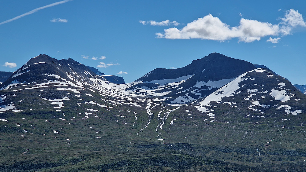 Skjerdingfjellet og Snøfjellet.