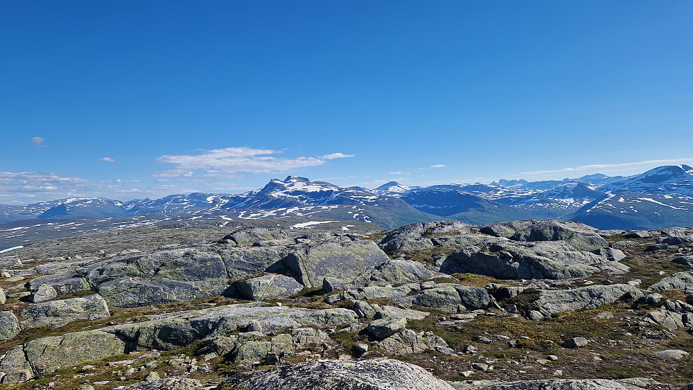 Og sørover mot Snota.