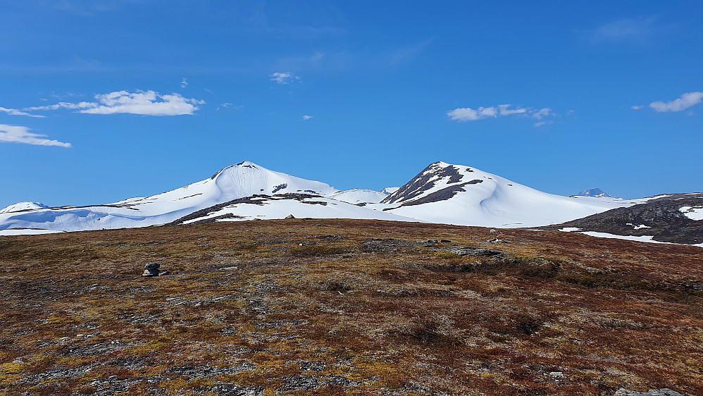 Storbekkhøa og Halsbekkhøa fra det jeg trodde var Fluren. At det går an.