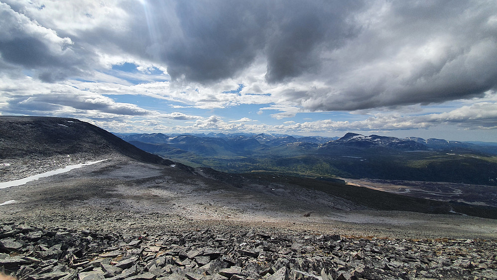 Svartåmoen og vestlige Trollheimsfjell.