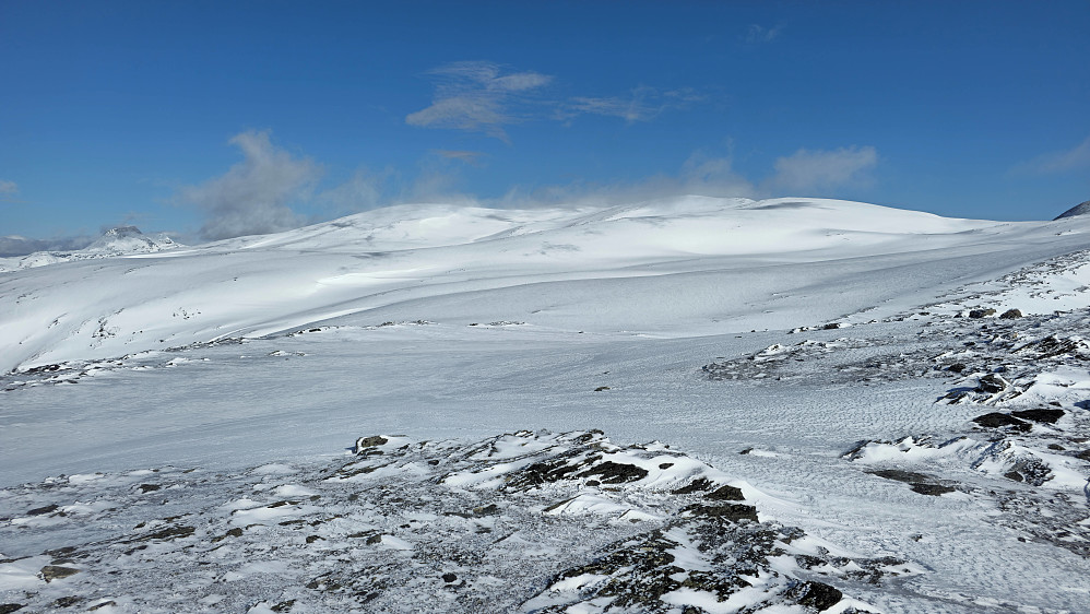 Tilbakeblikk nordover mot Storlifjellet. Store forhold!