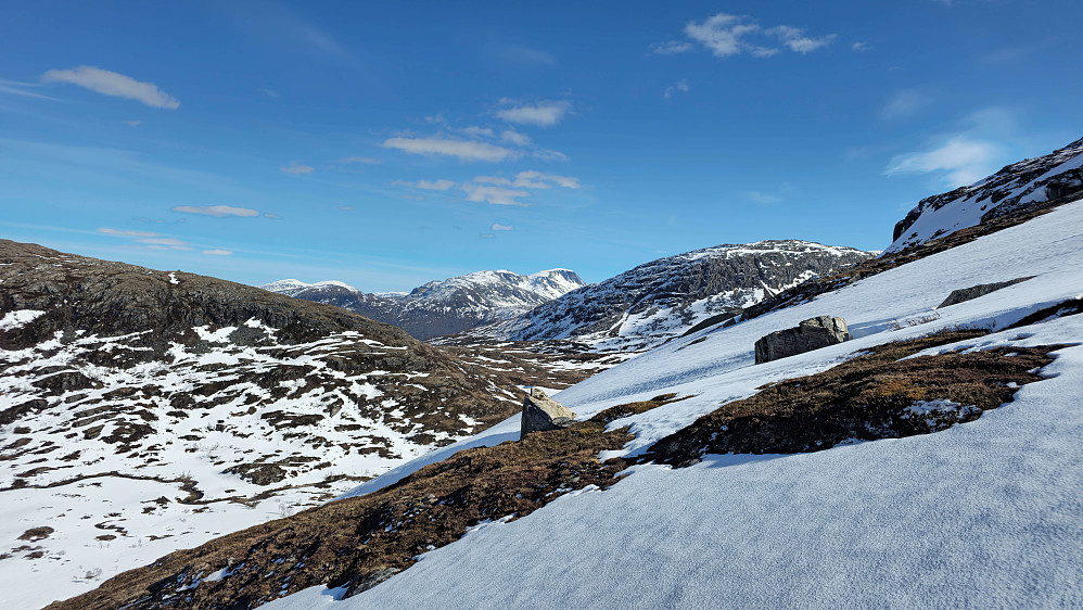 Seterfjellet med Snota bak.