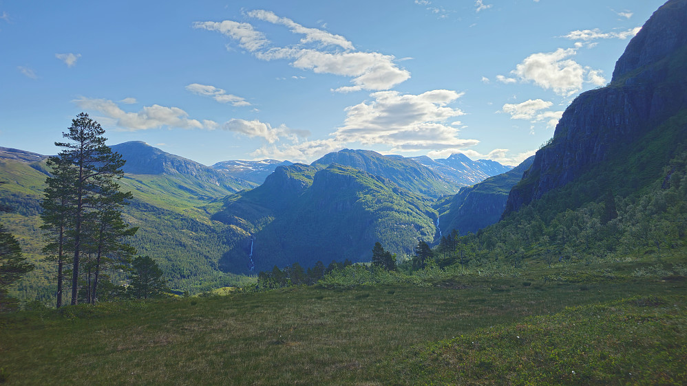 Sola tar tak innover Naustådalen og Neådalen.