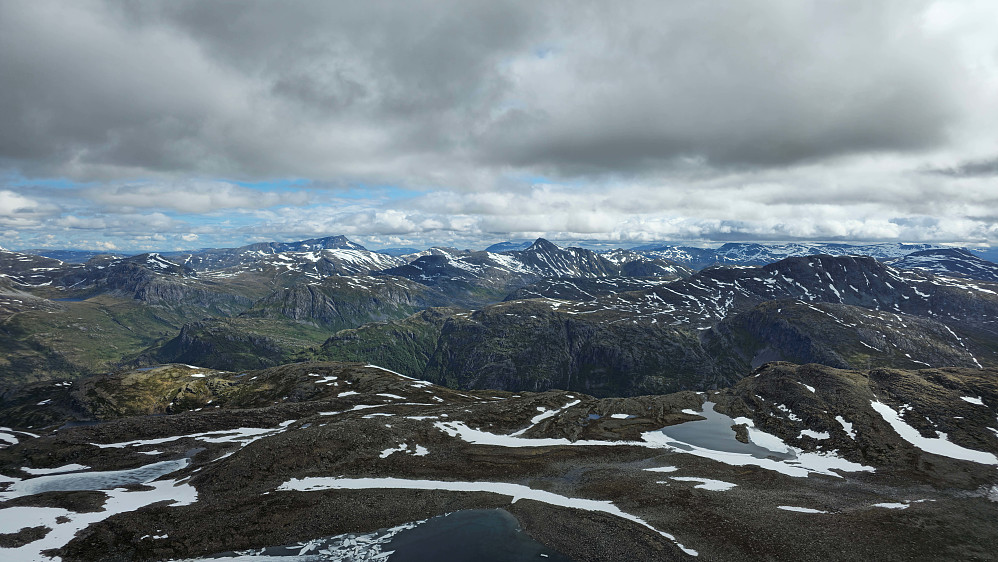 Fin utsikt mot sentrale Trollheimen.