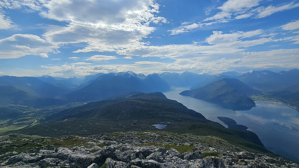 Innerdalen, Sunndalen og Øksendalen.