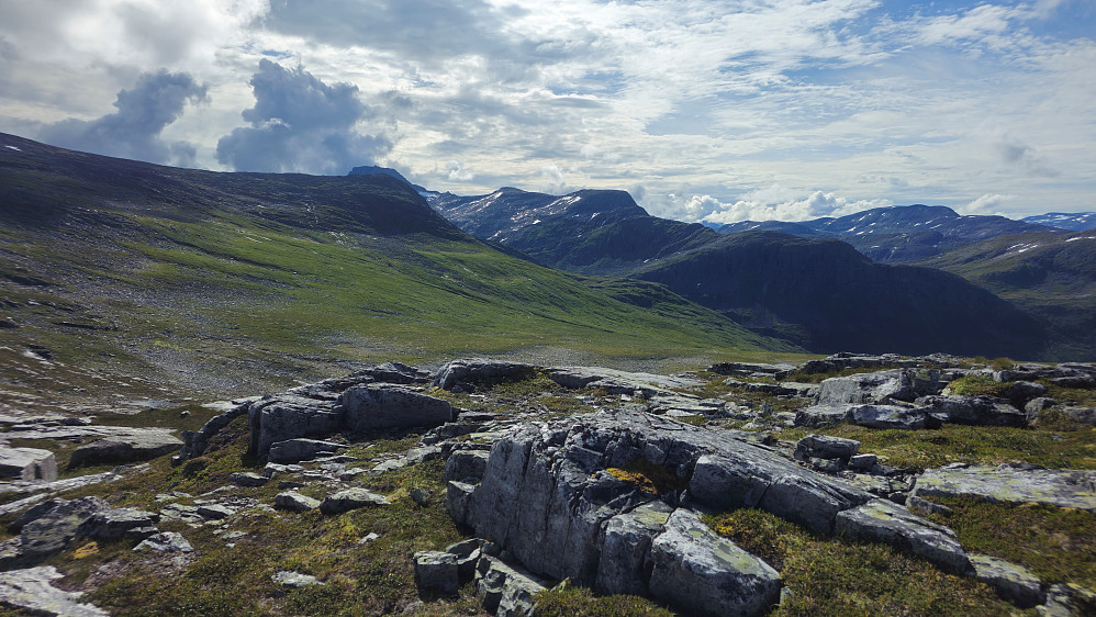 Strankåbotn med Neådalssnota bak.