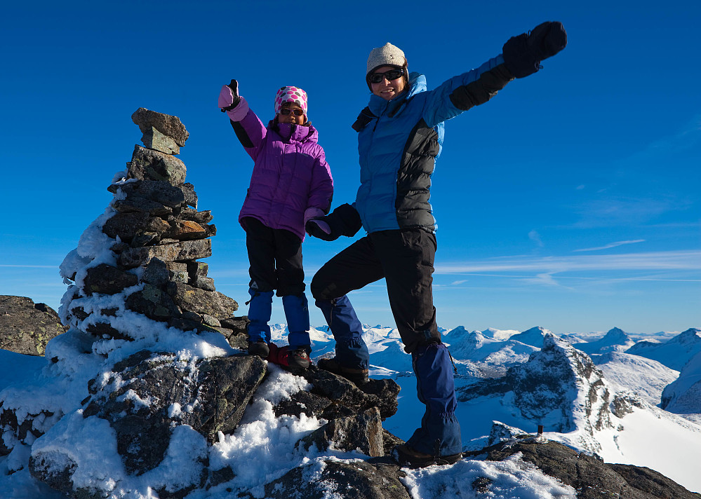 Meg og mamma på toppen.