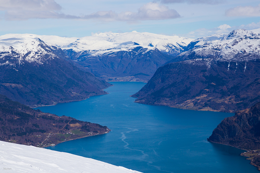 Lustrafjorden mot Skjolden.