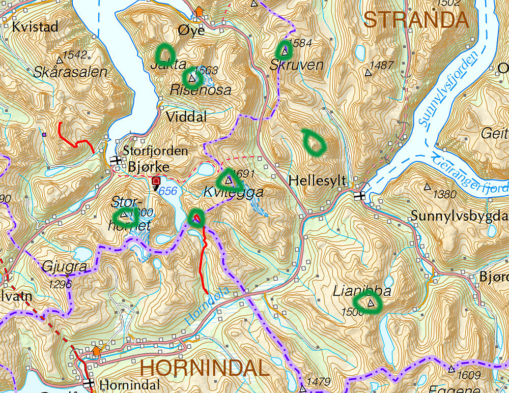 Kart over området med aktuelle turmål i grønn ring. Leirplass blir også i området.