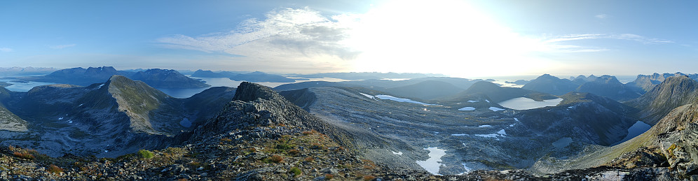 Fra Mjeldskarstinden