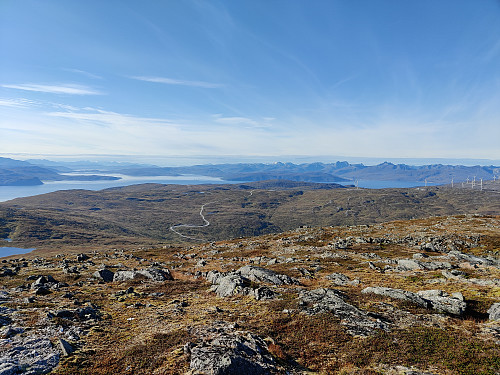 Vindmolla og Senja fra Finnkollen