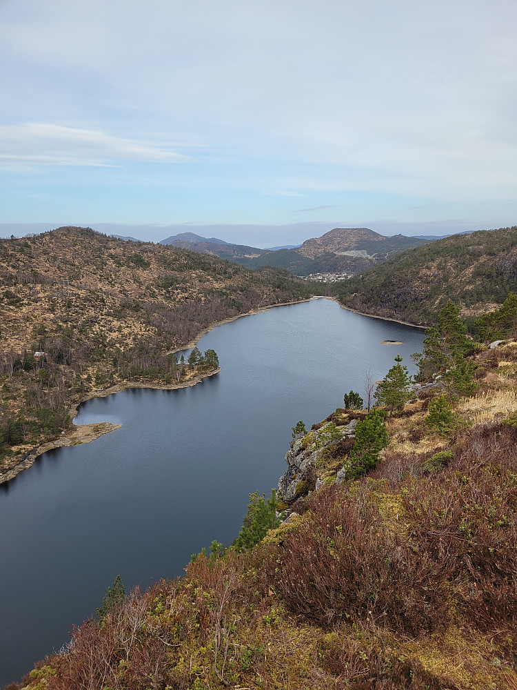 Spåkevatnet fra toppen av Ulvaberget.