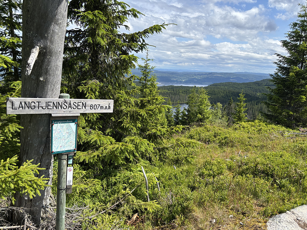 På Langtjernåsen