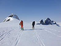 raroa_20220222_621550ffcb7e8.jpg