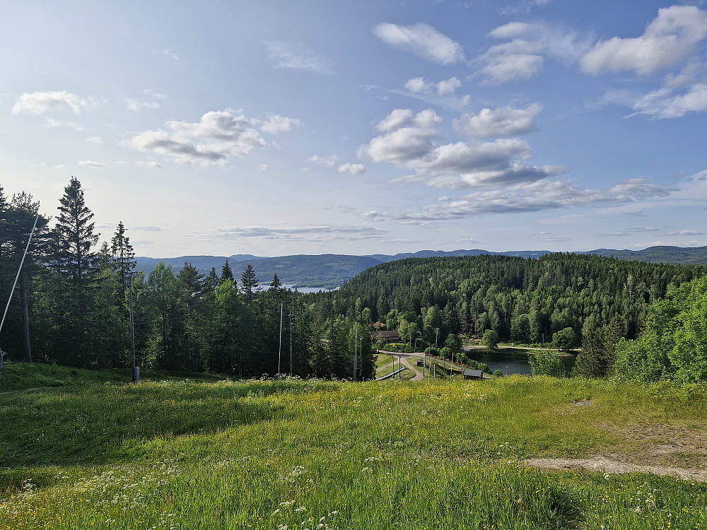 Utsikt mot Trollvann og Maridalen fra Grefsenåsen øst