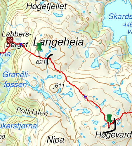 Oppå her går det en bitteliten sti mellom Høgevarden og Langeheia. Trenger bare litt merking og så hadde det vært en super tur fra Strand.