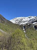 Trlegen_20250521_682dafd3e23be.jpeg