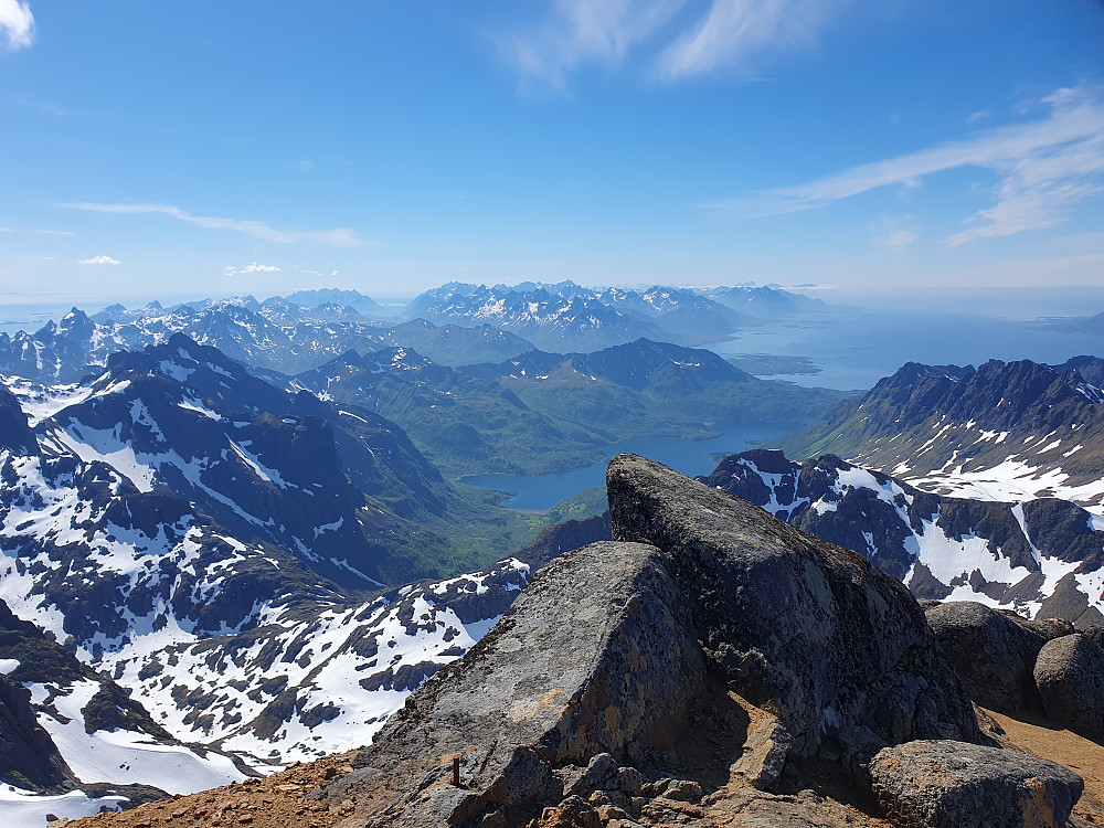 Utsikt over Lofoten fra Møysalen