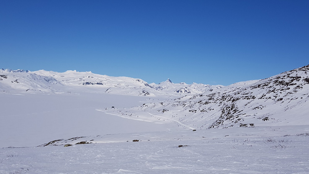 Tyin med Uranostind.