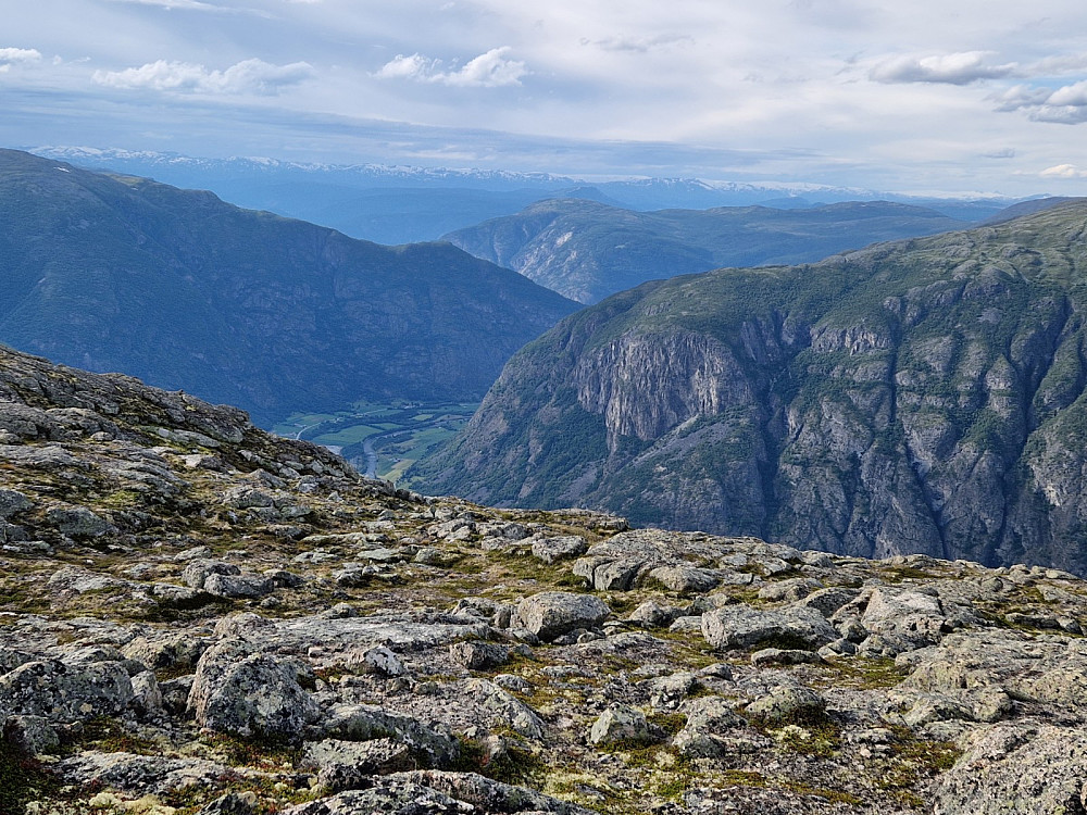Jostedalsbreas kvite teppe mot nordvest.