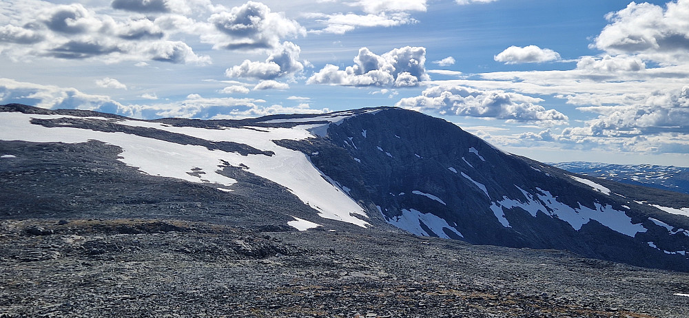 Fjelltoppen Storebreen. Der ligg min caps og buff.