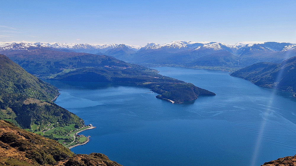 Nordfjorden mot Anda - Lote