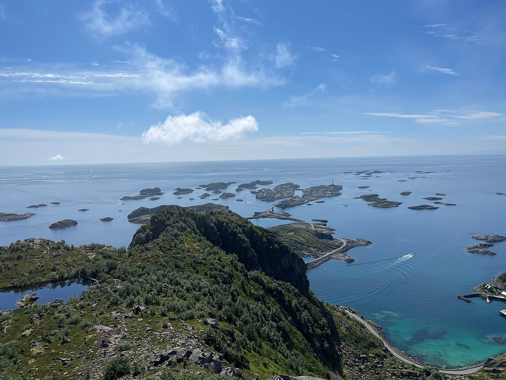 Henningsvær