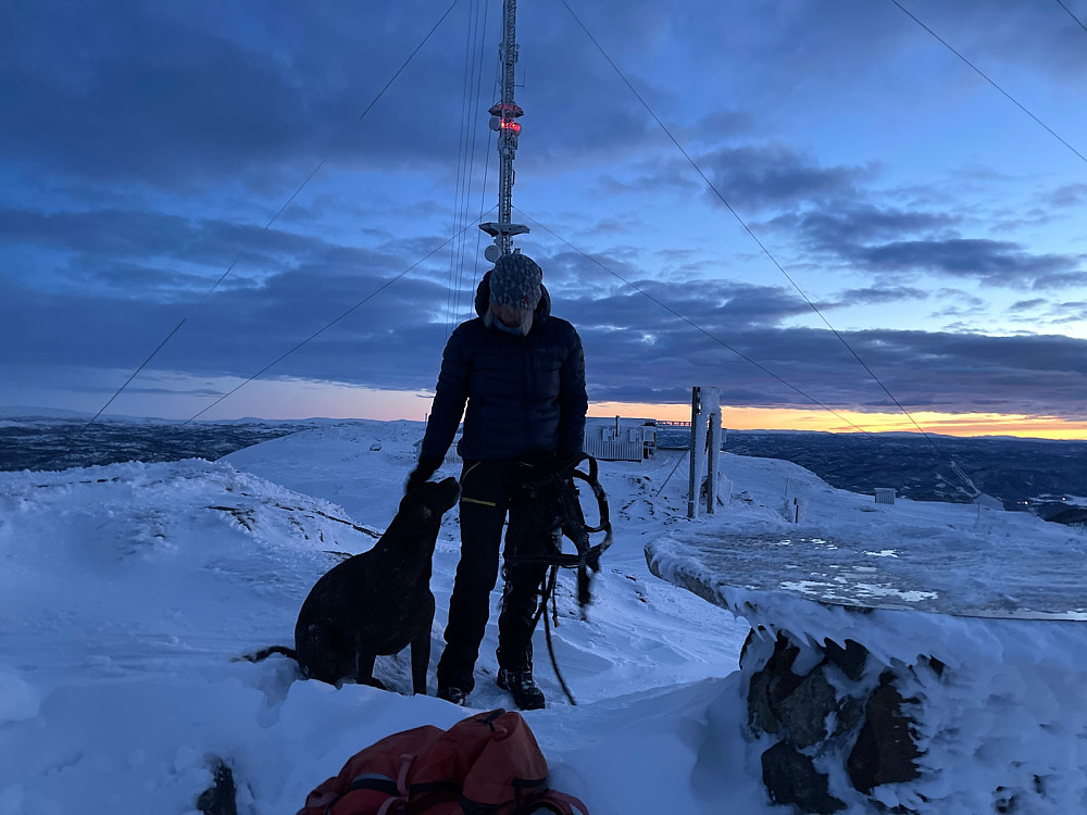 Toppen nås i skumringen