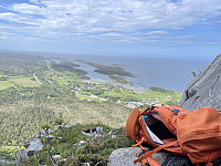 Standplass på stor hylle etter 1. tl