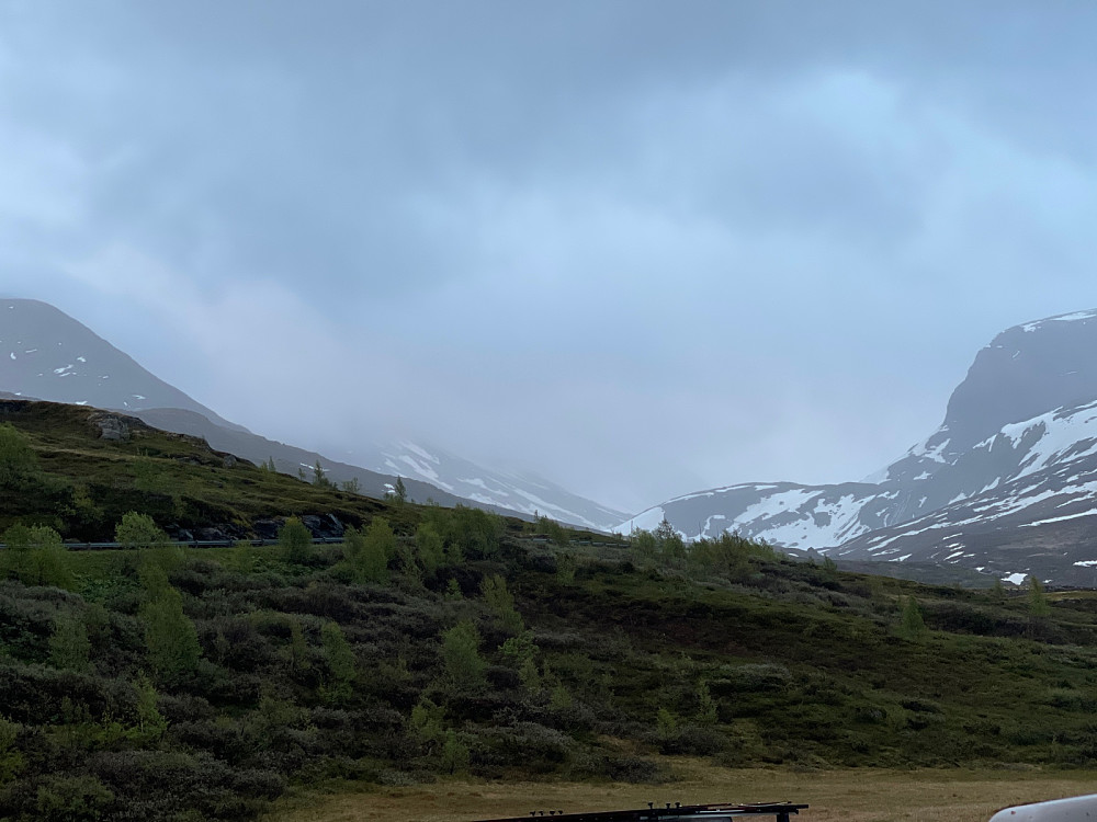 Regn og tungt vær fra start kl. 4