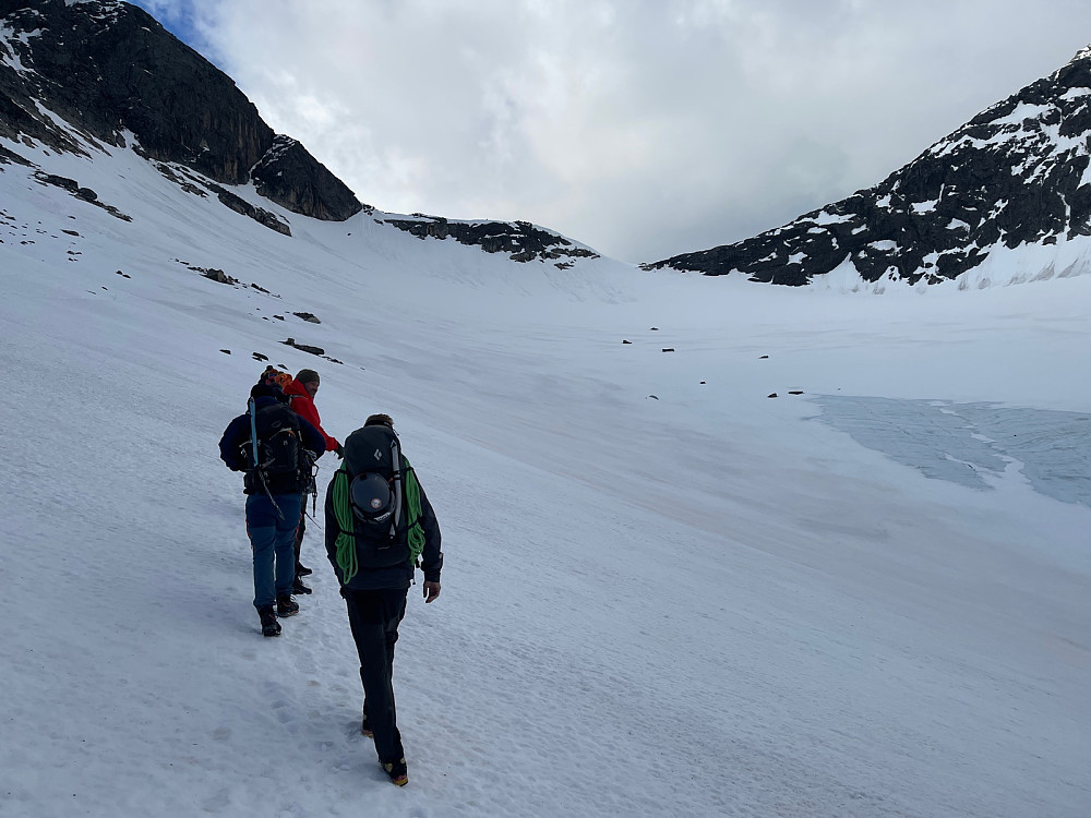 Inn mot breen. Gode snøforhold
