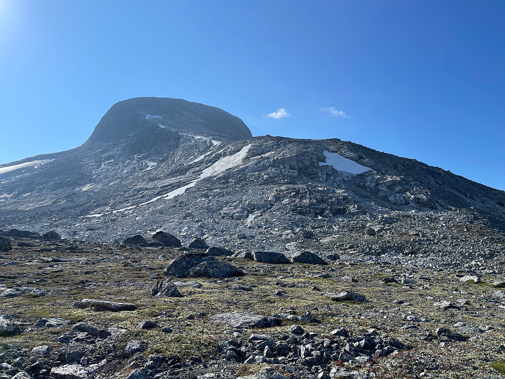Elva i Steindalen er kryssa og ruta opp mot nord-toppen kan vurderes (fra ca. 1422)