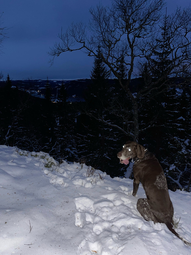 Varmegrader men fortsatt litt snø