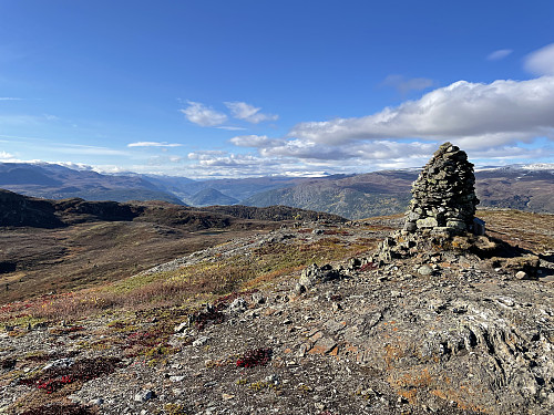 Strondsæterhøe (1144 m). Utsikt mot nordvest.