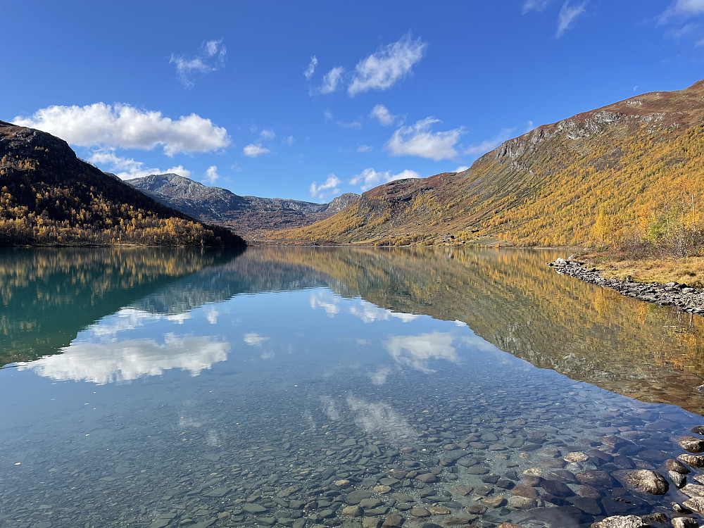 Høydalsvatnet (905 m).