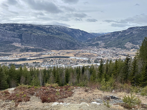 Fra utsiktpunkt mot Nesbyen (520 m).