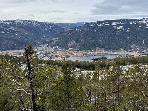Utsikt fra Klevarudnatten (808 m) mot Nesbyen.