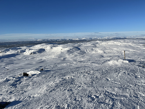 Fra Prestkampen (1244 m) mot vest.