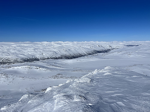 Fra Tundradalskyrkja (1970 m) med utsikt mot nord.