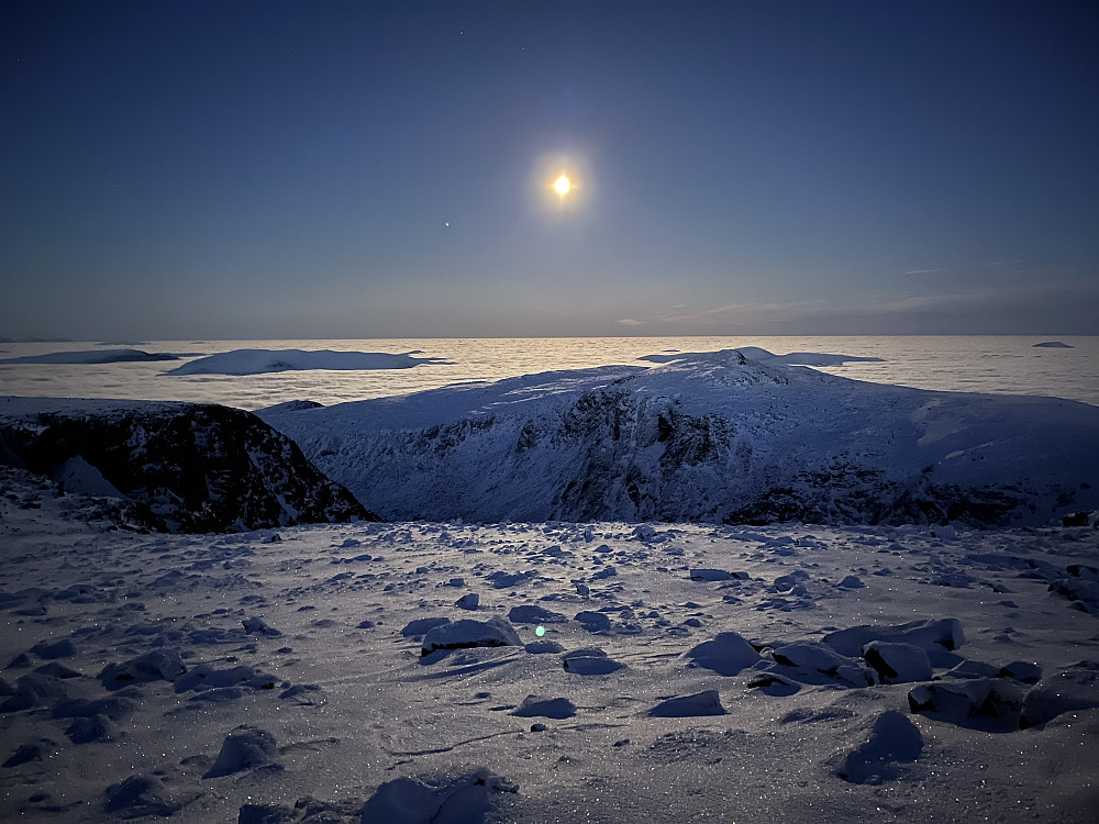 Fra Mugna (2159 m) mot Rasletinden (2105 m).