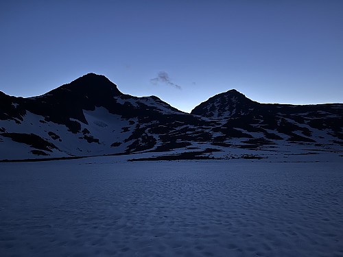 Vestre og Austre Leirungstinden.