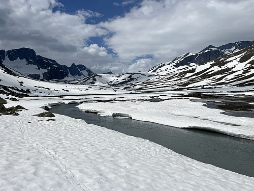 Vårløsning i Leirungsdalen.