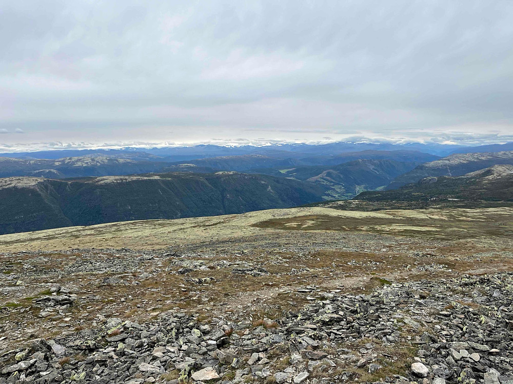 Fra Formokampen (1428 m) mot Jotunheimen.