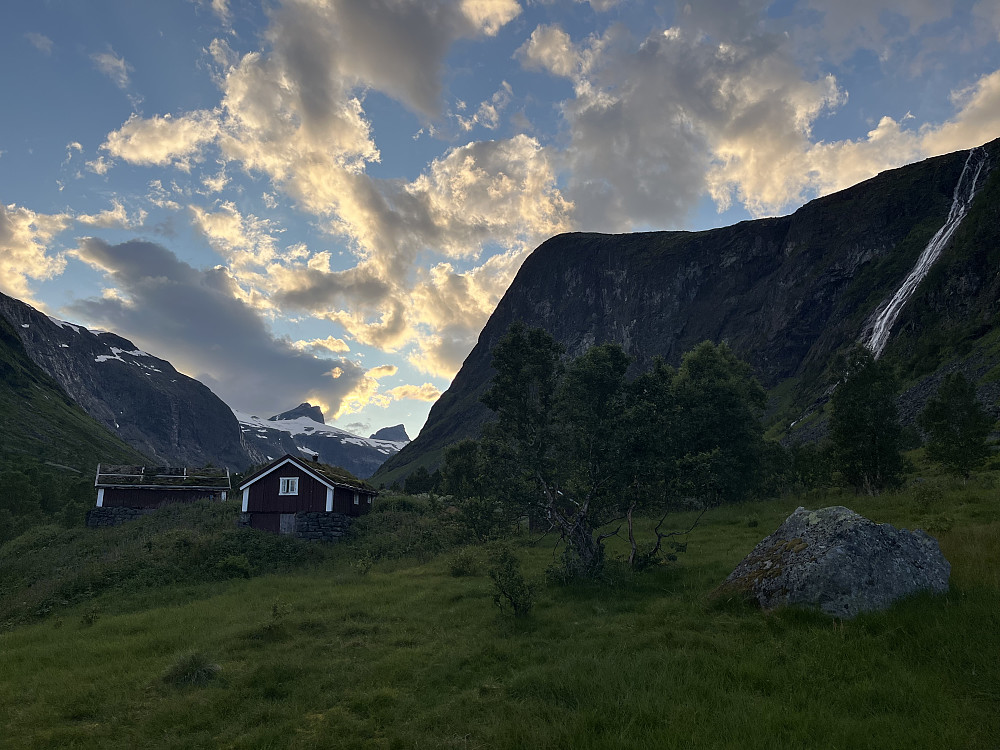 Sommerkveld ved Stølsmaradalen.