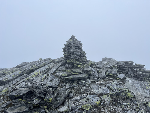 Tåke på Ljosåbelgen (1948 m).