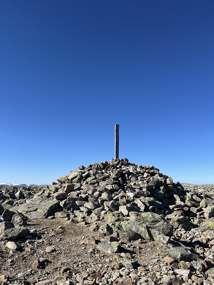 Varden på Prestholtskarvet (1859 m).