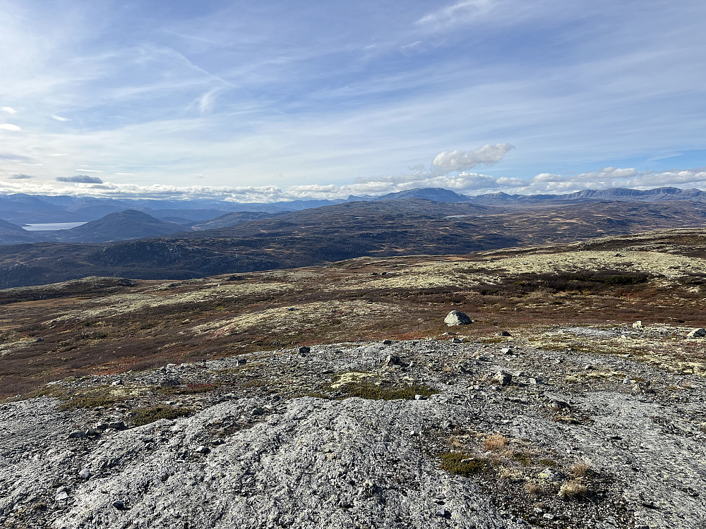 Fra Bølhovd (1272 m) mot vest.