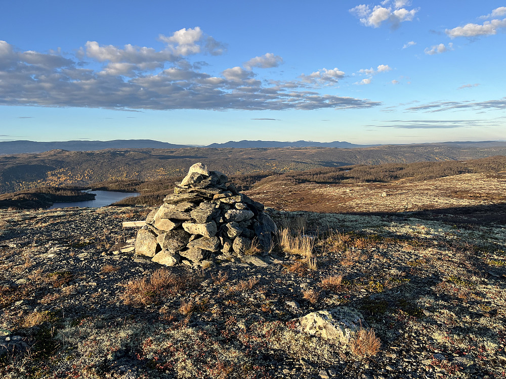 Vedalshøgde (1195 m).