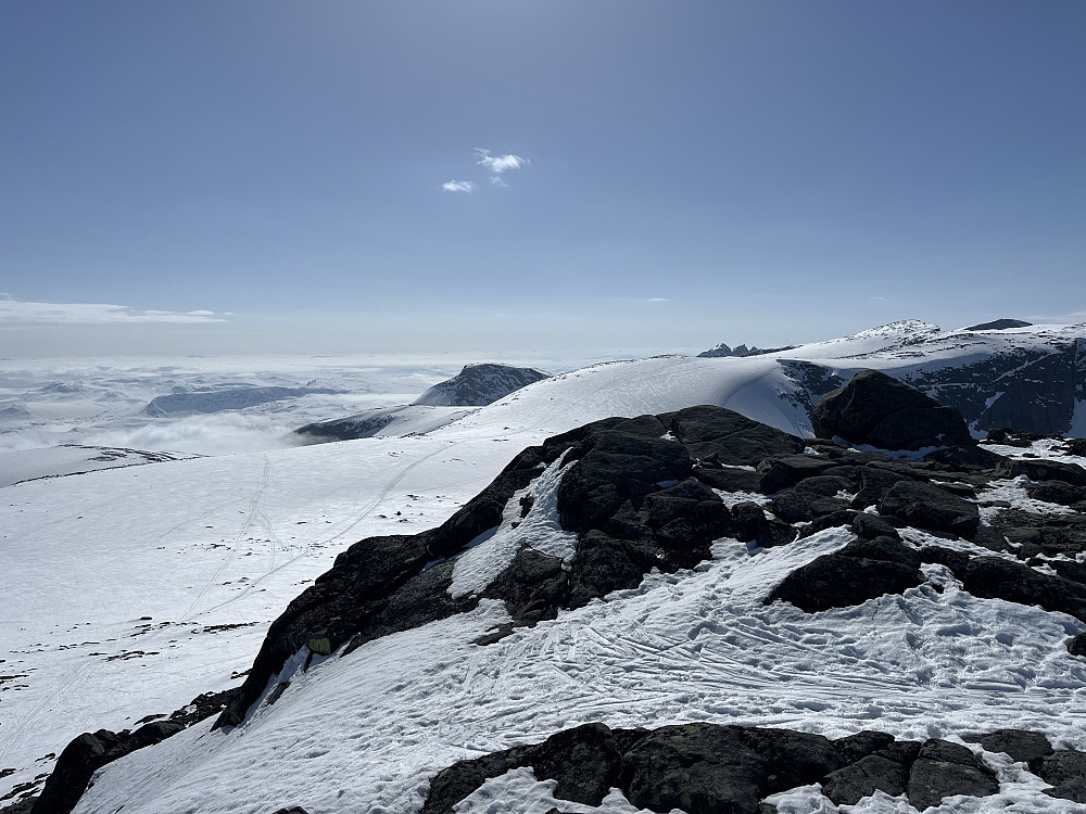 Fra Rasletinden (2105 m) mot sydvest.